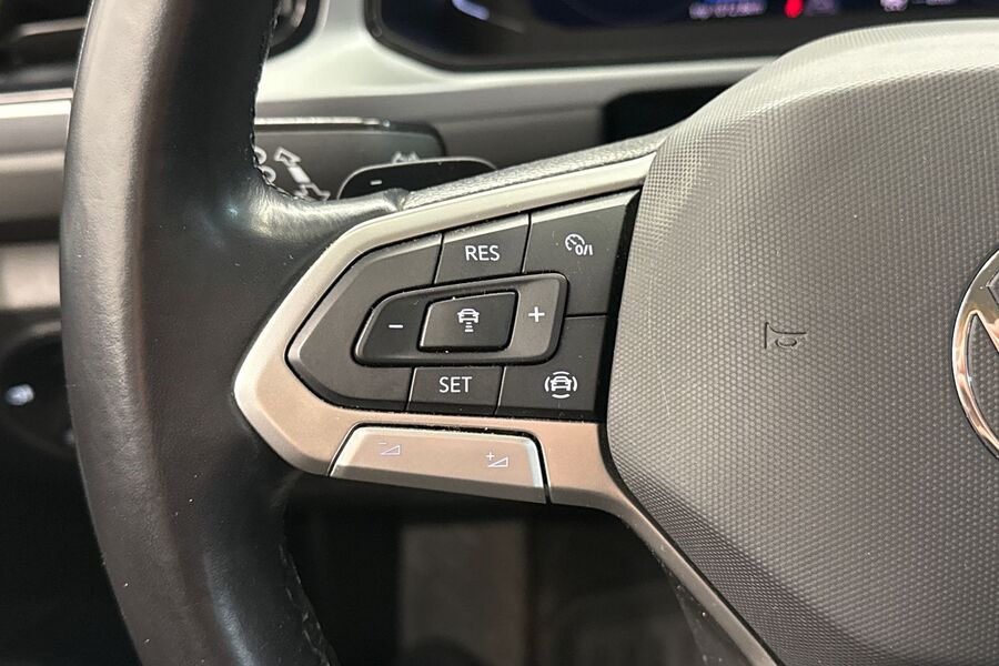 Volkswagen T-Roc vaihtoauto