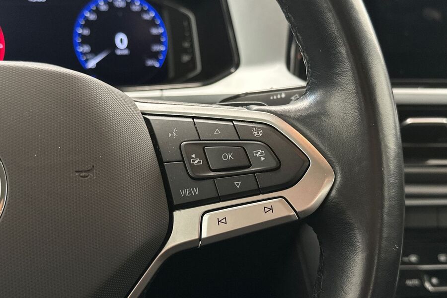 Volkswagen T-Roc vaihtoauto