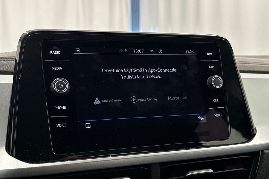 Volkswagen T-Roc vaihtoauto