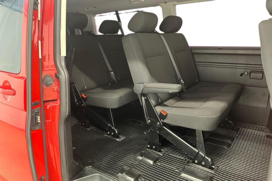 Volkswagen Caravelle vaihtoauto