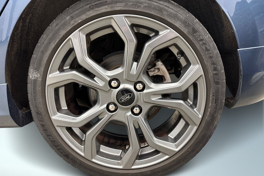 Ford Fiesta vaihtoauto