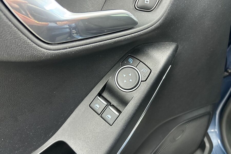 Ford Fiesta vaihtoauto