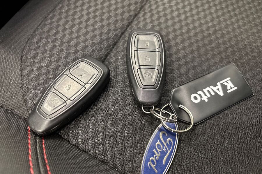 Ford Fiesta vaihtoauto