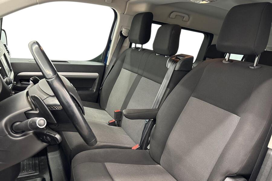 Toyota Proace Verso vaihtoauto