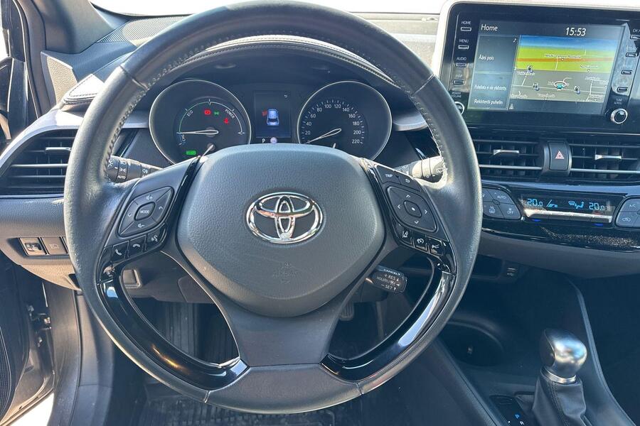 Toyota C-HR vaihtoauto