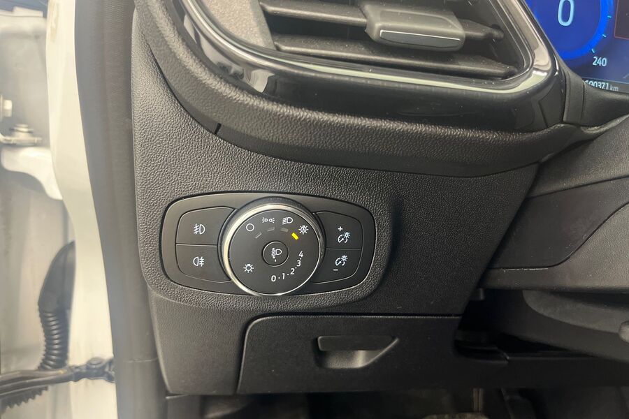 Ford Fiesta vaihtoauto