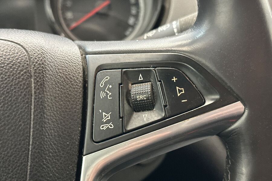 Opel Insignia vaihtoauto