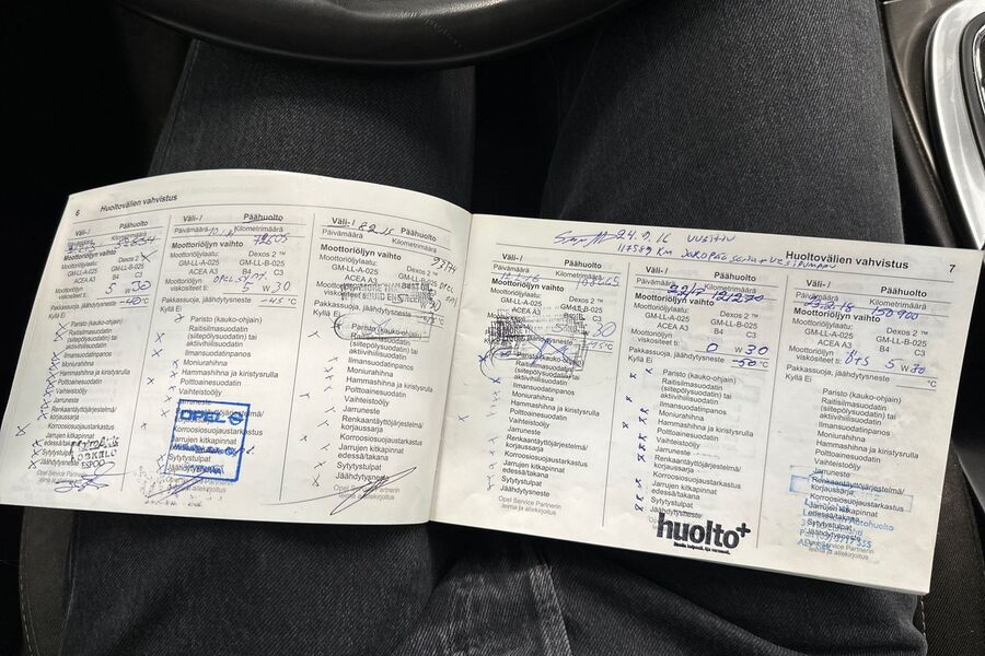 Opel Insignia vaihtoauto