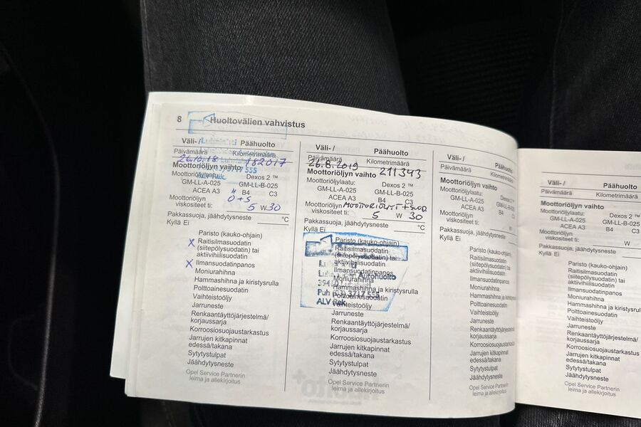 Opel Insignia vaihtoauto