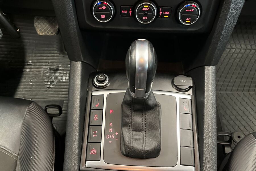 Volkswagen Amarok vaihtoauto