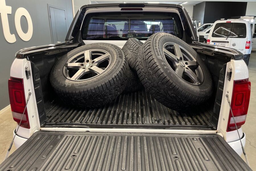 Volkswagen Amarok vaihtoauto