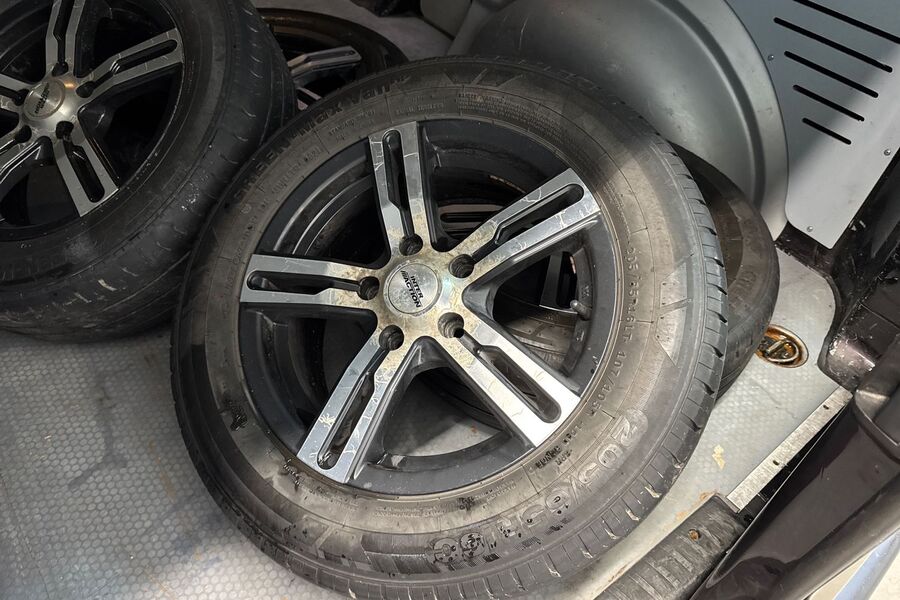 Volkswagen Transporter vaihtoauto