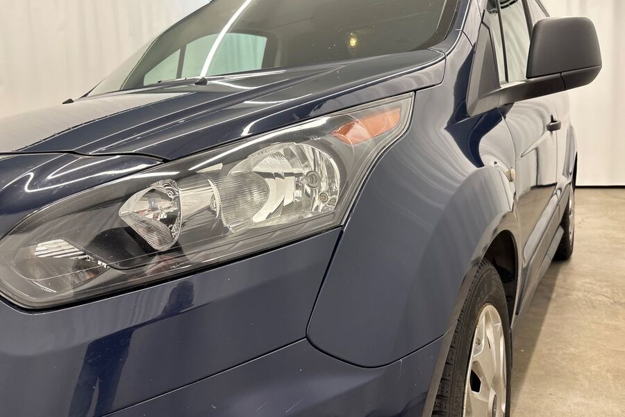 Ford Transit Connect vaihtoauto