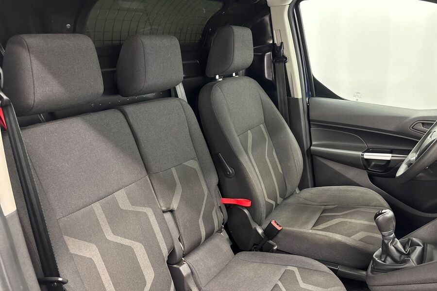 Ford Transit Connect vaihtoauto