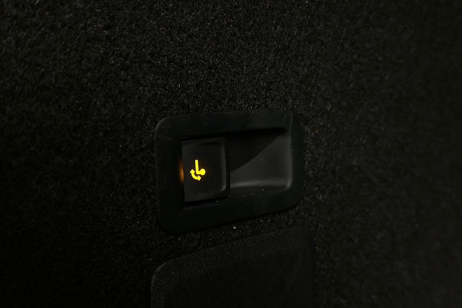 SEAT Leon Sportstourer vaihtoauto