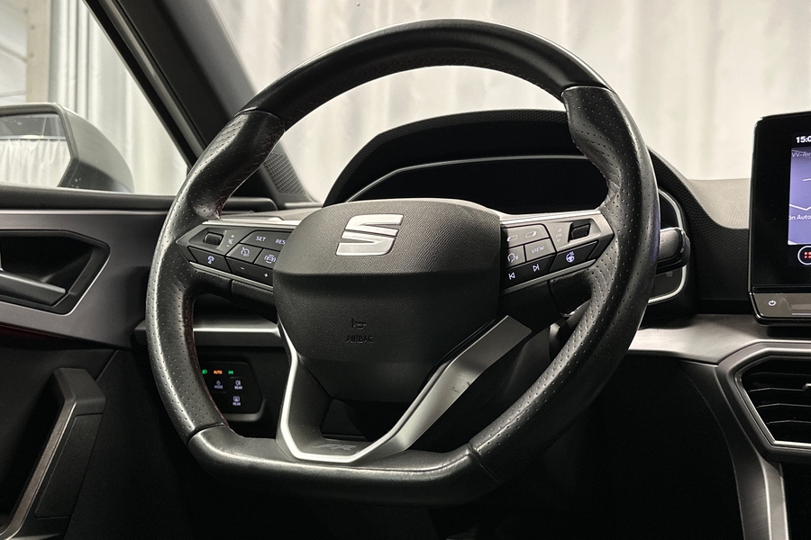 SEAT Leon Sportstourer vaihtoauto