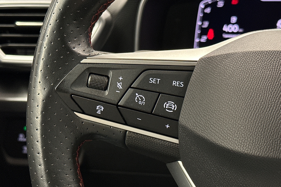 SEAT Leon Sportstourer vaihtoauto