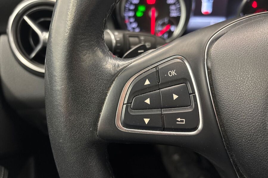 Mercedes-Benz GLA vaihtoauto