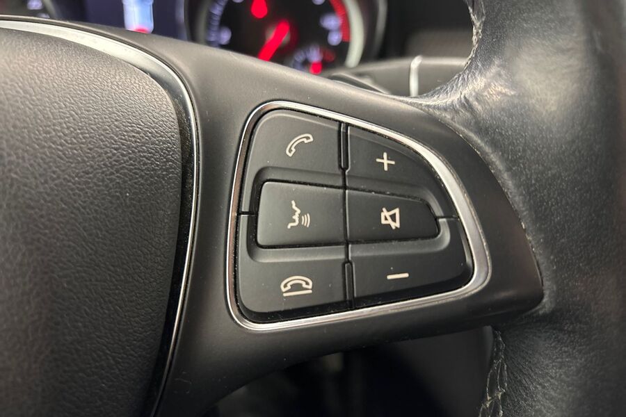 Mercedes-Benz GLA vaihtoauto