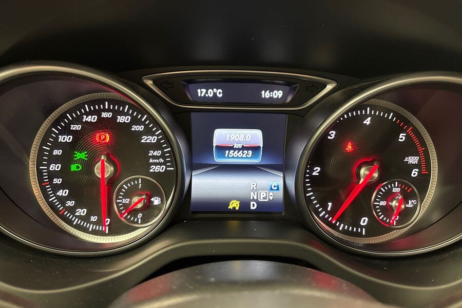 Mercedes-Benz GLA vaihtoauto