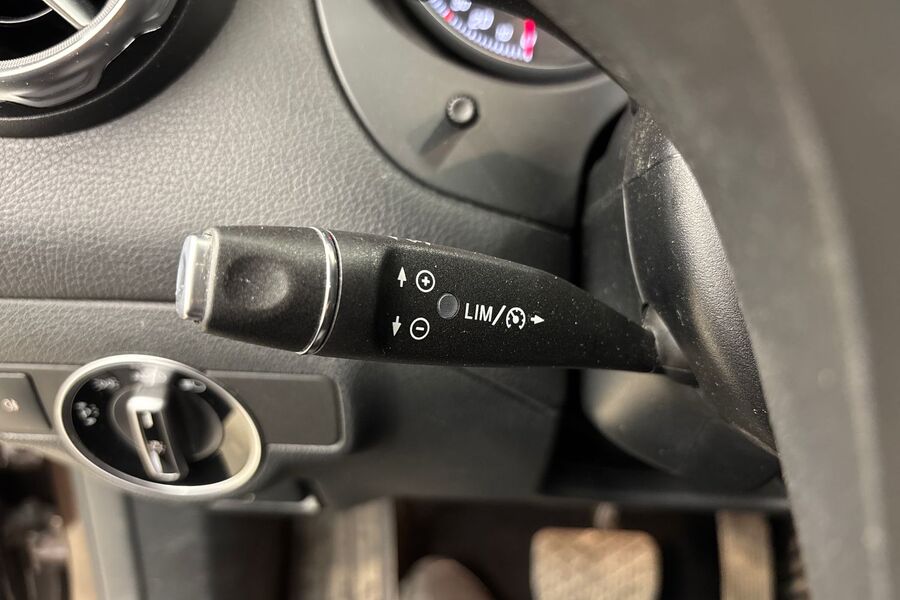 Mercedes-Benz GLA vaihtoauto