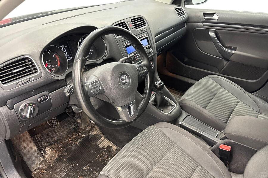 Volkswagen Golf vaihtoauto