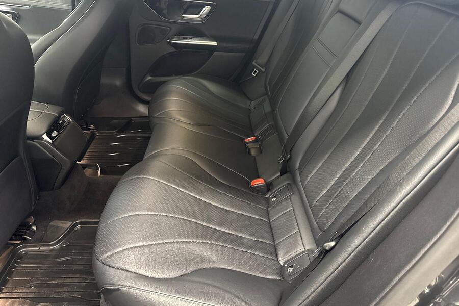 Mercedes-Benz EQE vaihtoauto