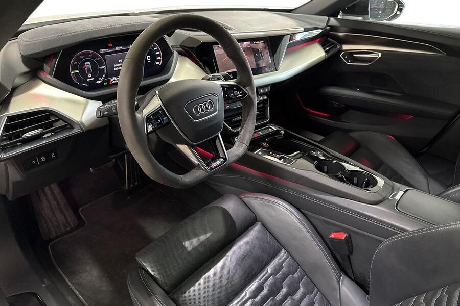 Audi RS e-tron GT vaihtoauto