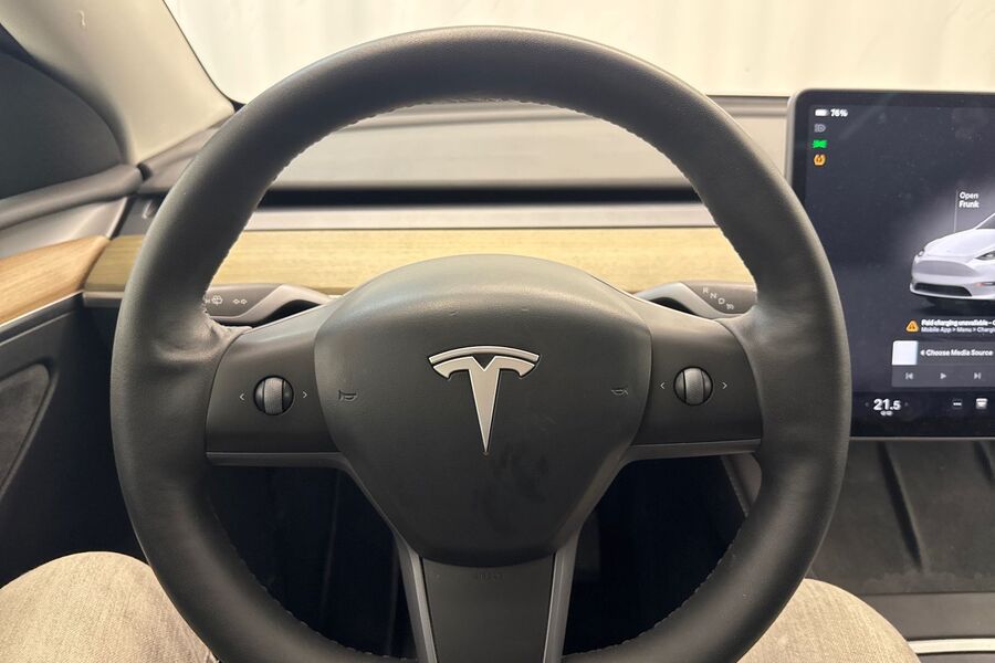 Tesla Model Y vaihtoauto