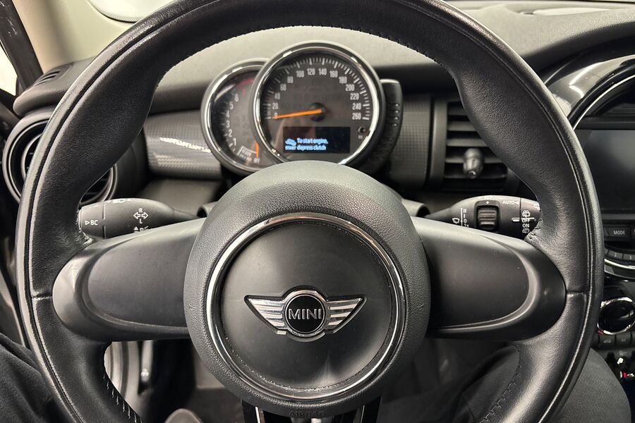 Mini Hatchback vaihtoauto