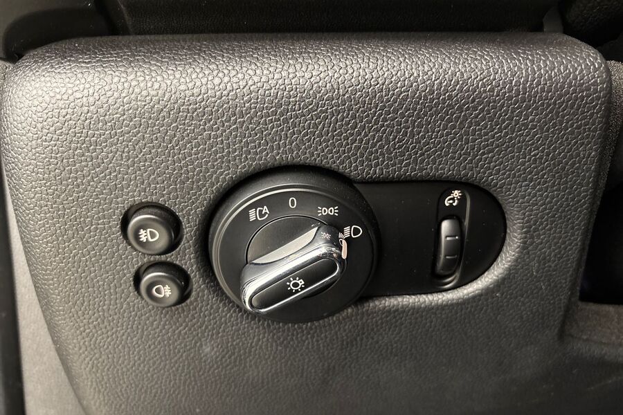 Mini Cooper vaihtoauto