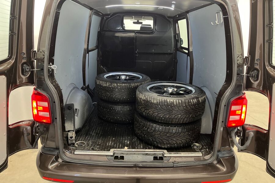 Volkswagen Transporter vaihtoauto