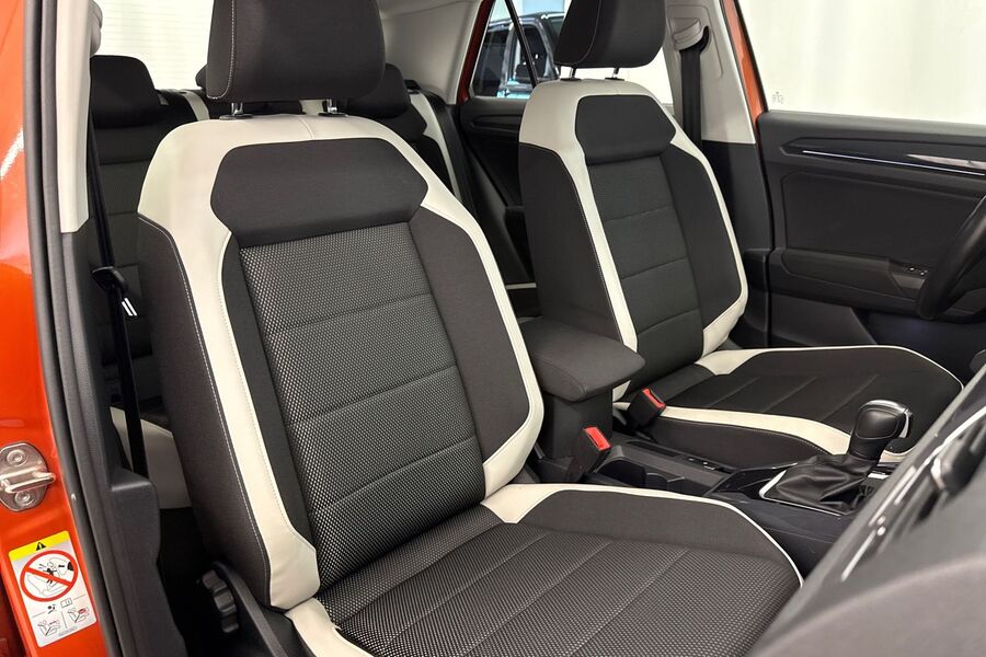 Volkswagen T-Roc vaihtoauto
