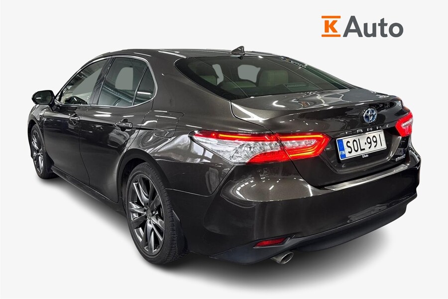 Toyota Camry vaihtoauto