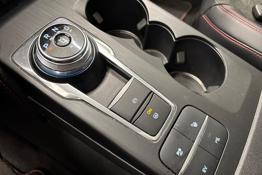 Ford Kuga vaihtoauto