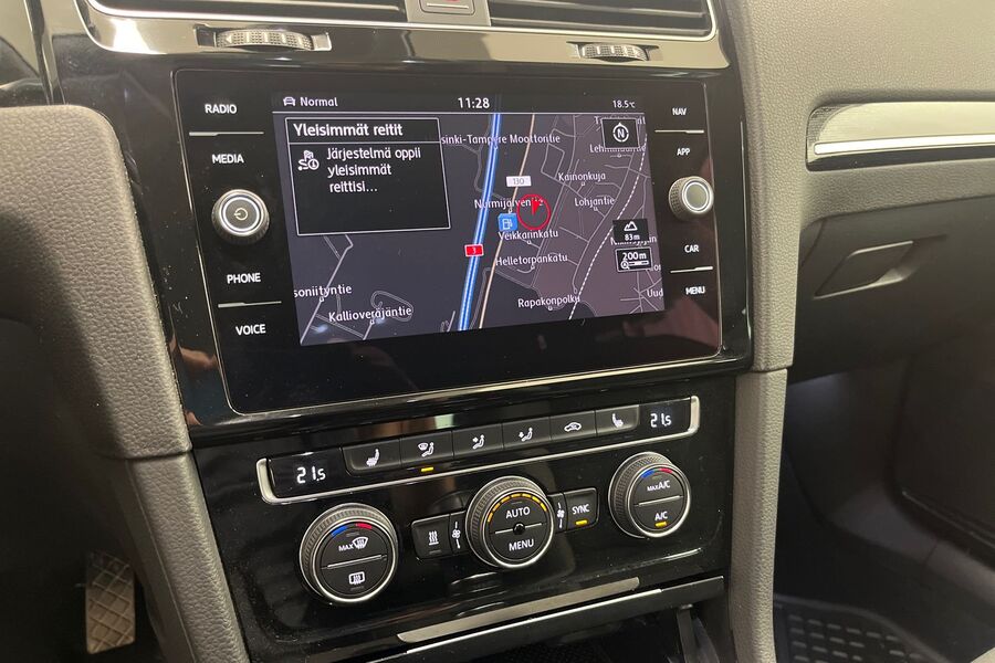 Volkswagen Golf vaihtoauto