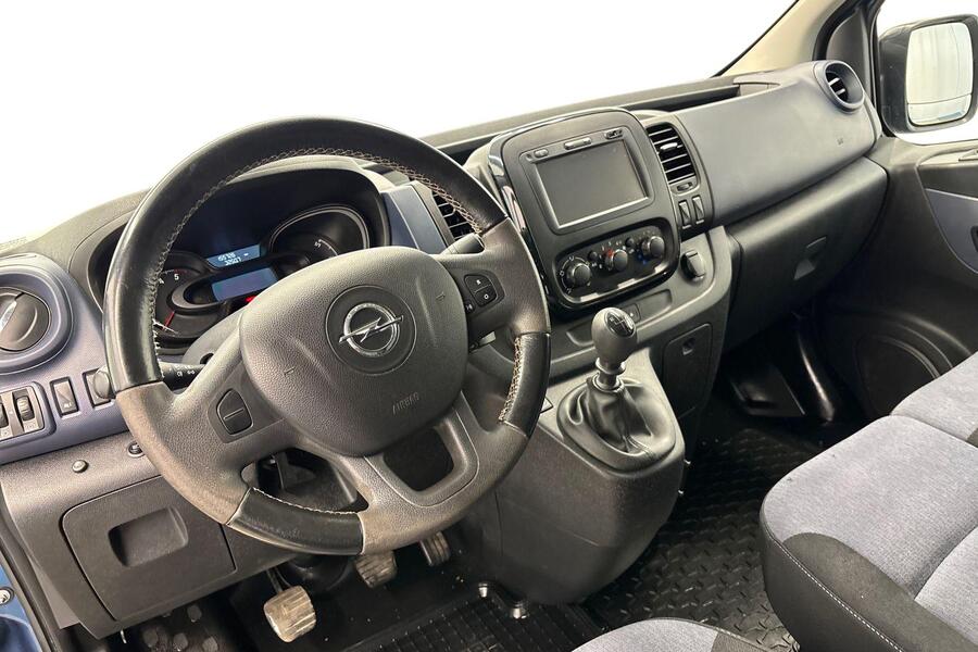 Opel Vivaro vaihtoauto