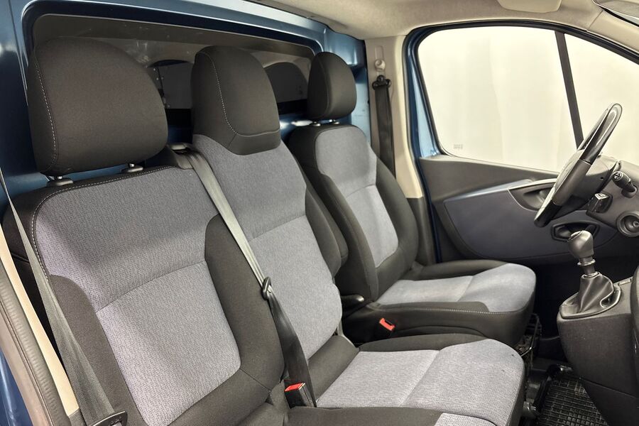 Opel Vivaro vaihtoauto