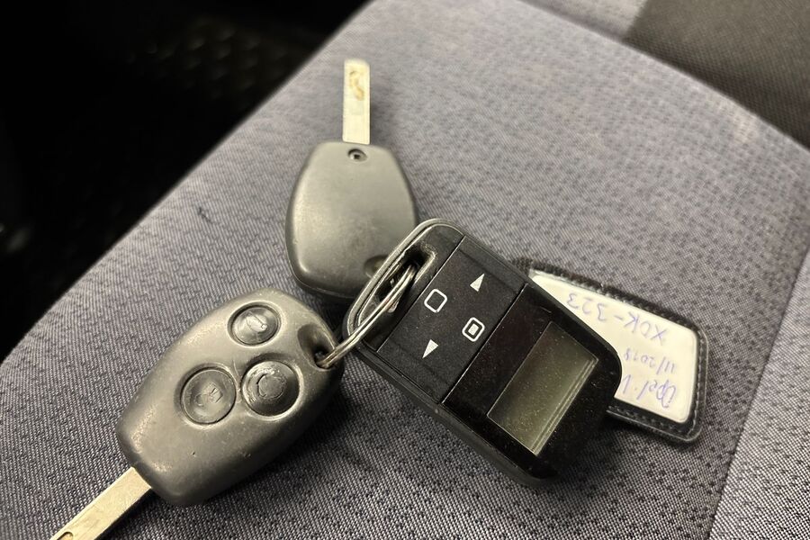 Opel Vivaro vaihtoauto