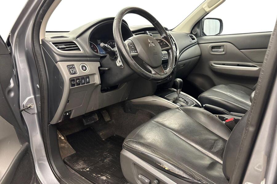 Mitsubishi L200 vaihtoauto