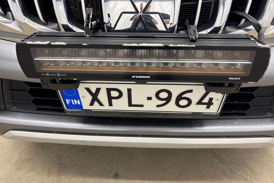 Mitsubishi L200 vaihtoauto