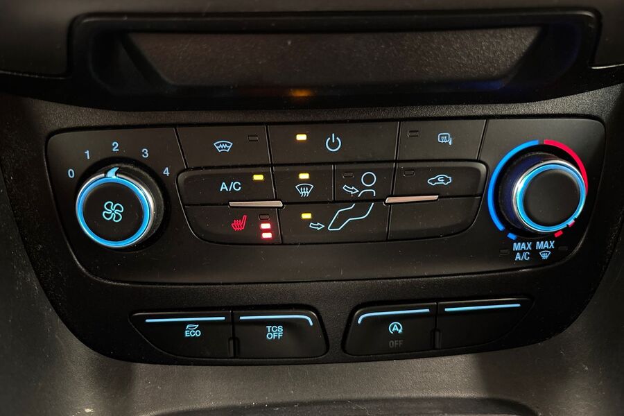 Ford Transit Connect vaihtoauto