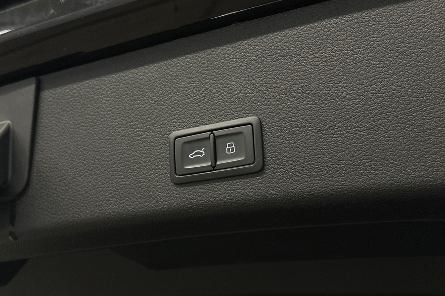 Audi Q8 e-tron vaihtoauto