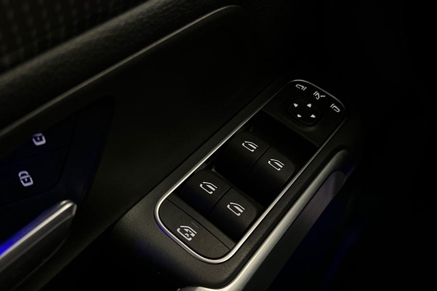 Mercedes-Benz EQB vaihtoauto