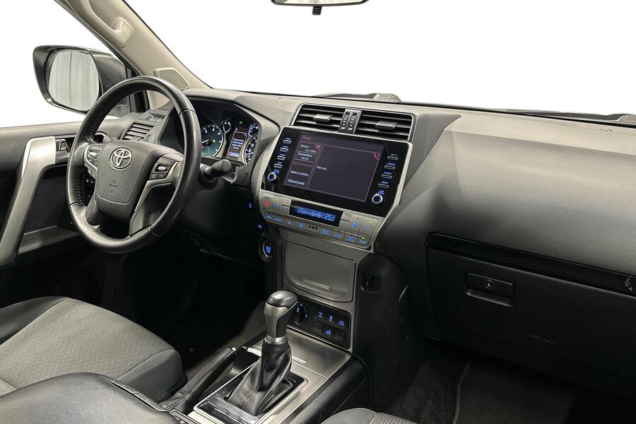 Toyota Land Cruiser vaihtoauto