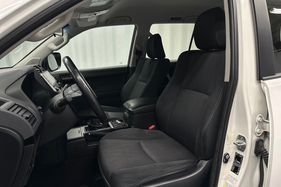 Toyota Land Cruiser vaihtoauto