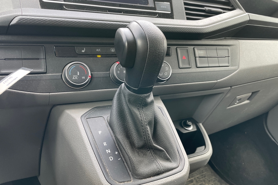 Volkswagen Caravelle vaihtoauto