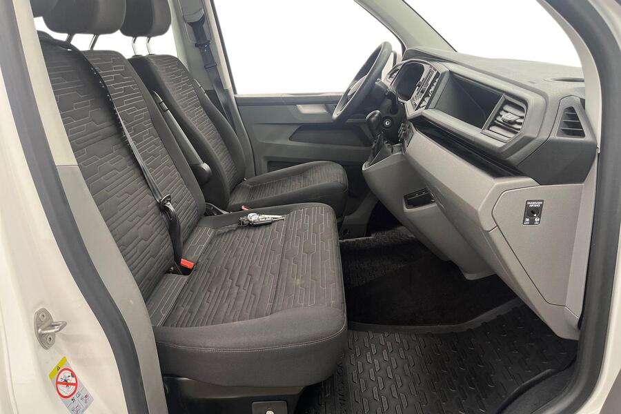 Volkswagen Caravelle vaihtoauto