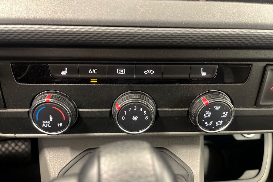 Volkswagen Caravelle vaihtoauto