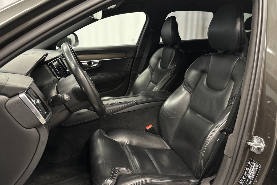 Volvo V90 Cross Country vaihtoauto